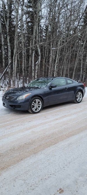 2010 Infiniti G37x Coupe