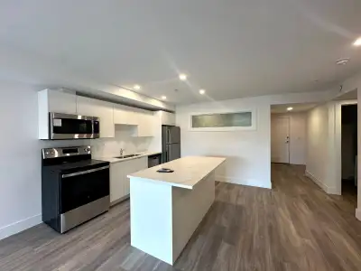 A beautifully finished, brand new 1 bedroom + den, 1 bathroom apartment located in a convenient and...