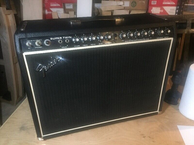 1976 Fender 180 Watt Supertwin Guitar Amplifier All Tube in Amps & Pedals in Oshawa / Durham Region