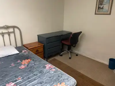 Furnished room in clean quiet house, central on buses. All inclusive, utilities WiFi laundry, and pa...