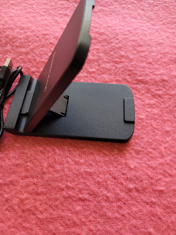 Foldable Wireless Charging Stand/Pad in Cell Phone Accessories in Mississauga / Peel Region - Image 4
