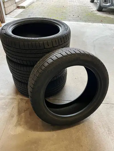 4 Continental Cross Contact Winter Tires, 275/45 R21, extra load. 3 seasons, vehicle kept in garage...