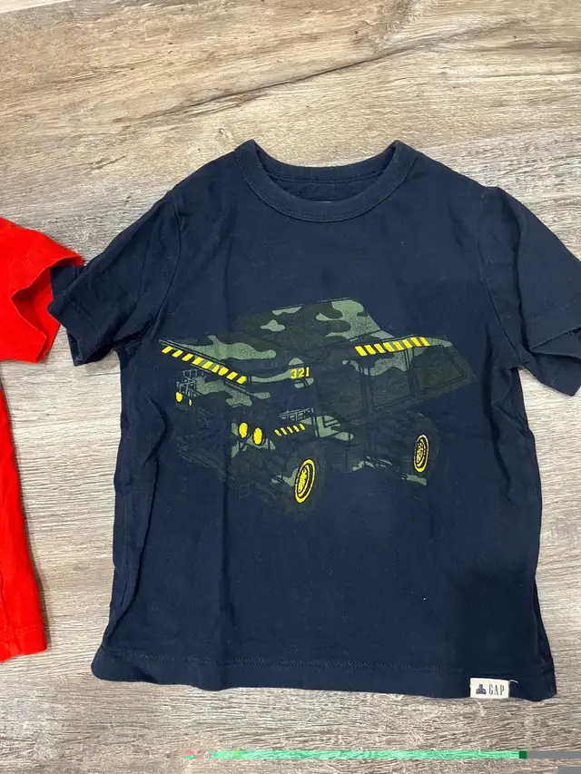 Summer graphic tees truck themed size 4 in Clothing - 4T in Mississauga / Peel Region - Image 5