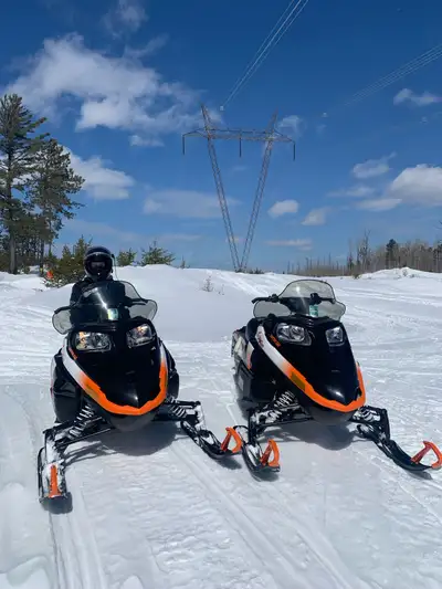 I'm selling 2 qty 2016 Arctic Cat Lynx 2000 snowmobile, a reliable rides with around 1400 km on the...