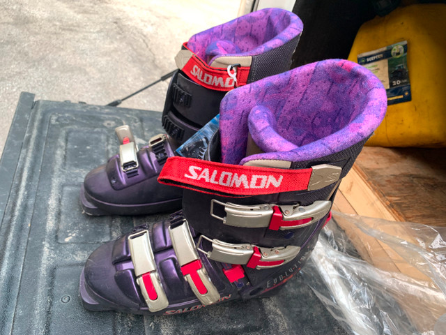 Vision 6 lady black villa ski boots in Ski in Mississauga / Peel Region - Image 4