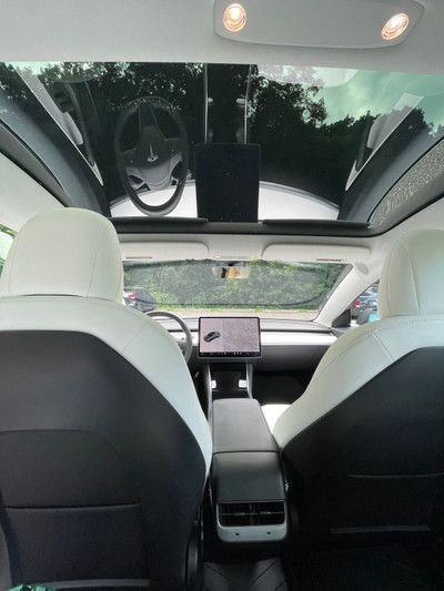 2020 Tesla model 3, premium interior, standard RWD