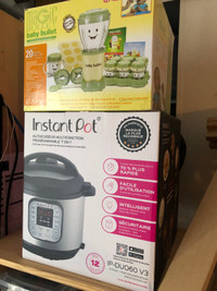 FS: Small kitchen appliances multiple, toast over, coffee maker