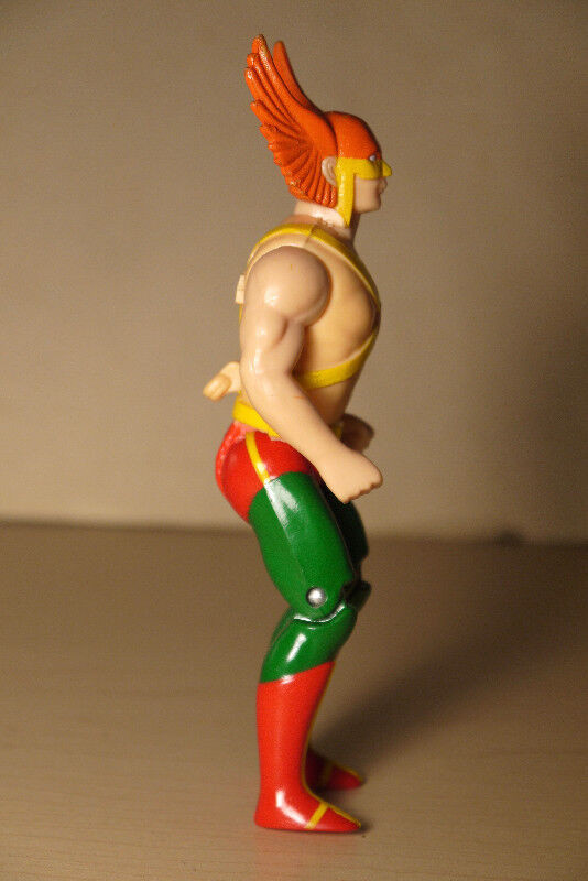 1990 DC Comics Super Heroes Hawkman action figure in Arts & Collectibles in Oshawa / Durham Region - Image 4