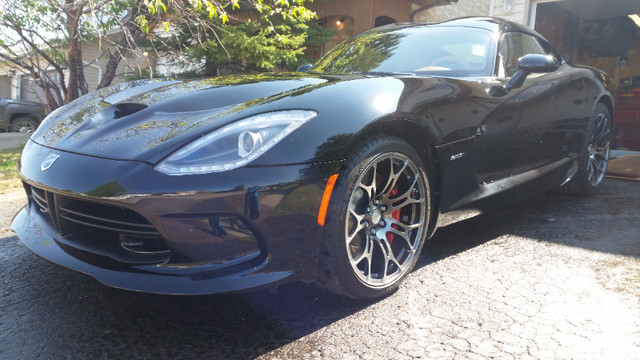 2013 dodge viper gts with 7k Original owner asking $170000 in Cars & Trucks in Fort McMurray - Image 2