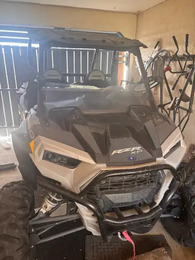 I'm selling my 2021 Polaris RZR XP 1000, a side-by-side that's ready for adventure. This model combi...
