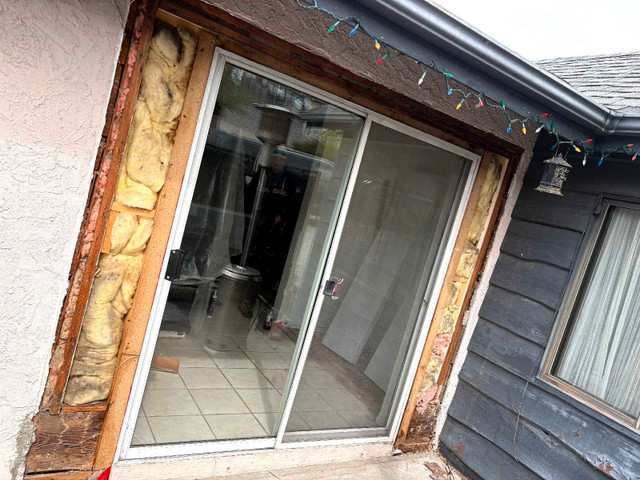 renovations  - Penticton in Fence, Deck, Railing & Siding in Penticton - Image 3