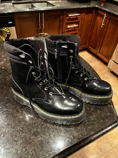 Dr Martens pointure 13 homme neuves, View more