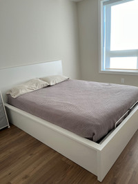 Queen Size Lift Storage Bed