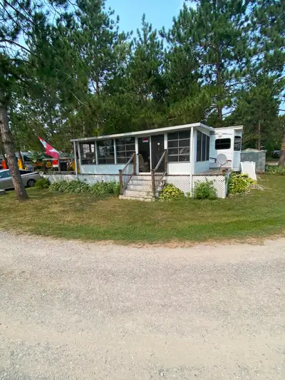 Looking for a move-in ready getaway? This 2012 Salem Park Model Trailer offers the perfect blend of...