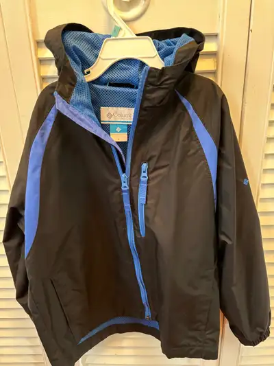 Boys Columbia rain jacket Size 8, View more