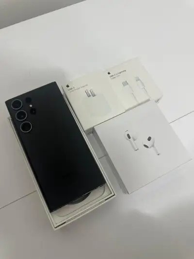 Samsung S23 Ultra 256GB **Earbuds/Charger Set/Delivery**, View more