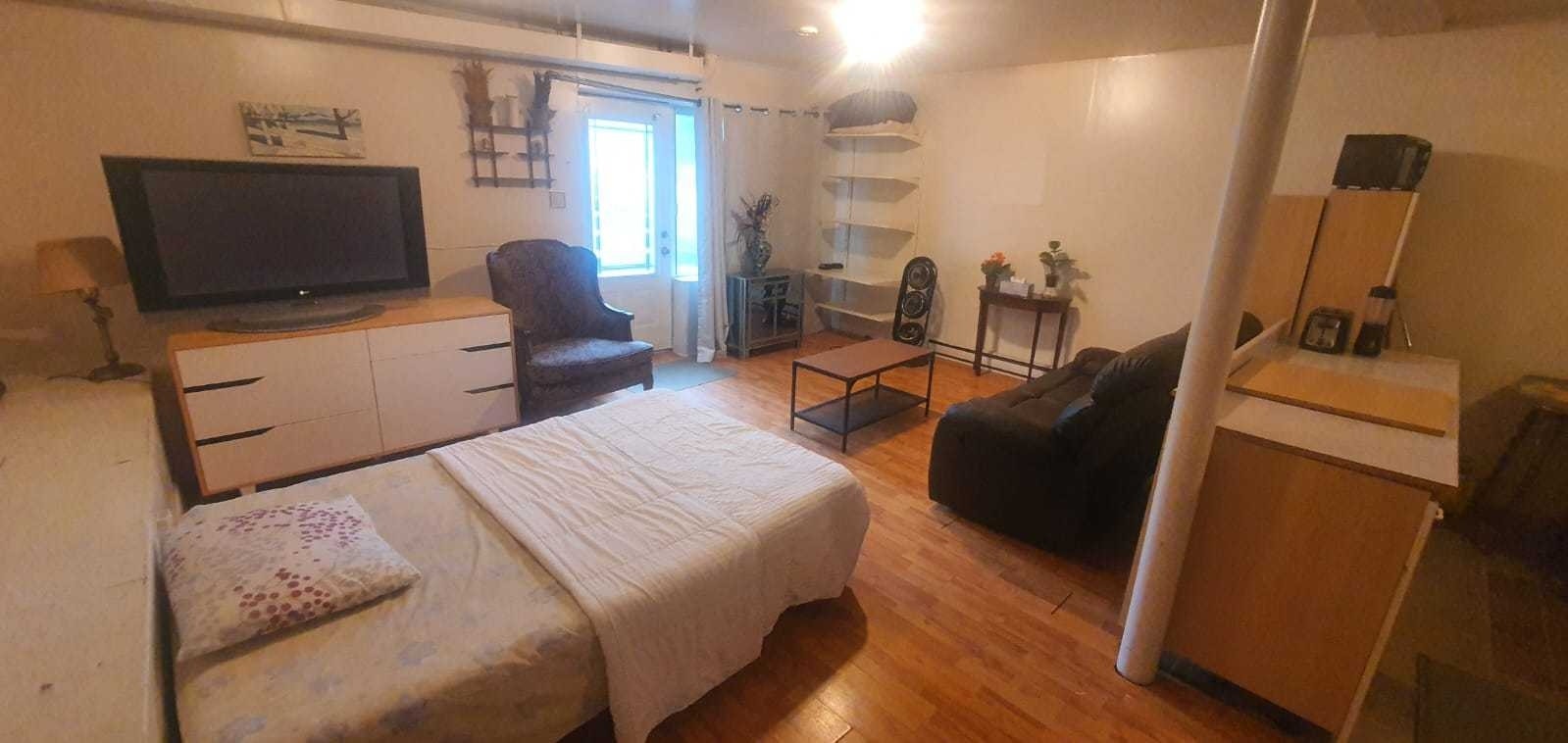 BASEMENT STUDIO FURNISHED — photo 3