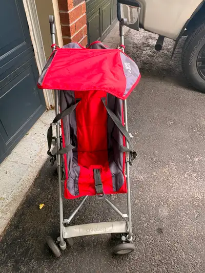 Kids stroller with shade flap and back storage, View more