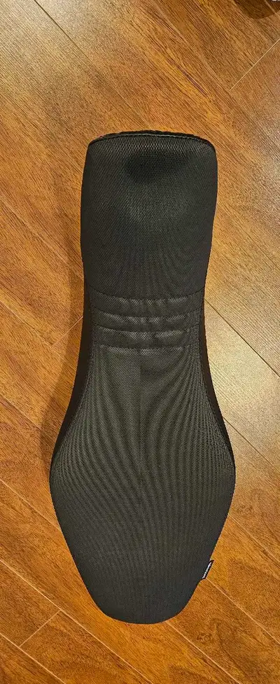 Brand new Seat Concepts comfort seat for Suzuki DRZ400 SM.