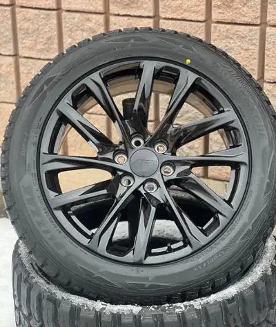 NEW 22”Escalade/Sierra/Yukon/Tahoe(6x139)+Michelin Snows Set of Brand NEW 22 inch DAI R303 wheels wi...