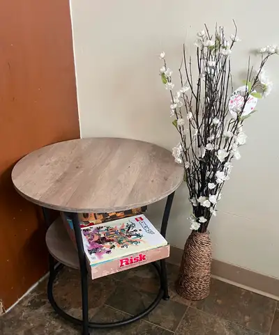 Round table, Height : 55cm Diameter: 55cm, View more