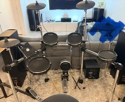 Drum Alesis Command Mesh kit, View more