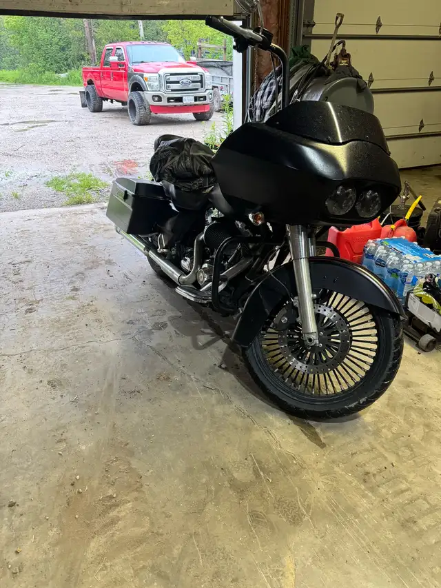 2010 Harley Davidson road glide in Street, Cruisers & Choppers in Barrie - Image 3