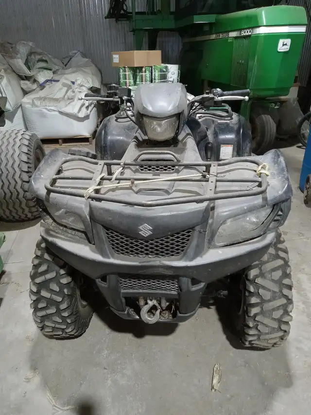 VTT  SUZUKI 700 2007 in ATVs in Drummondville - Image 5