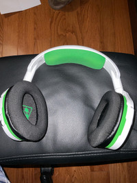 Turtle beach stealth 600 White headset Xbox 
