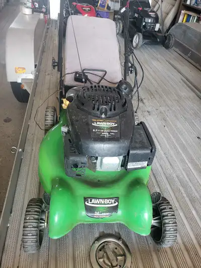 Lawn Boy self-propelled lawn mower electric start, View more