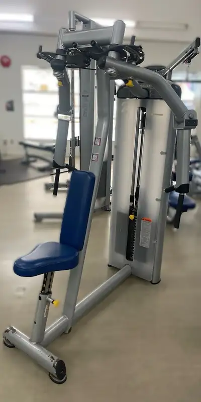 Paramount XL2 1000S Pec Fly Rear Delt, View more