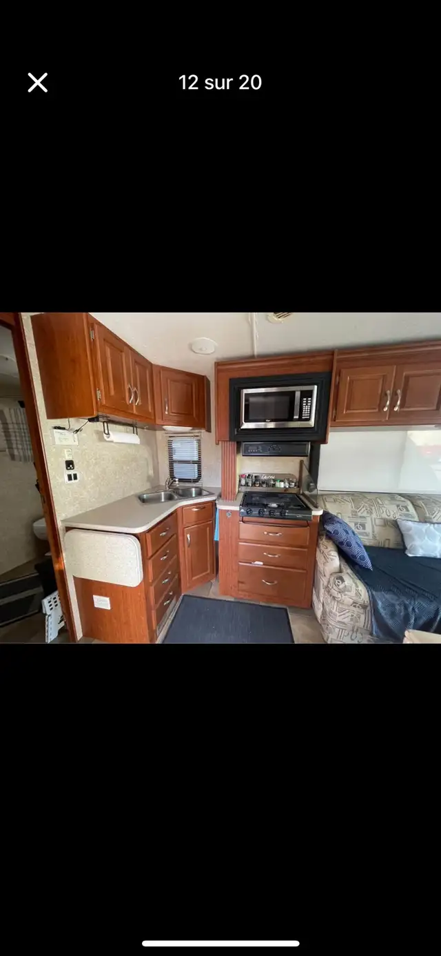 Motorisé Classe A, 31 pieds in RVs & Motorhomes in Granby - Image 8