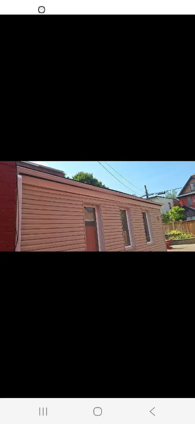 SIDING & EAVESTROPH REPAIRS & INSTALLATION 343 961 6347 in Roofing in Ottawa - Image 3