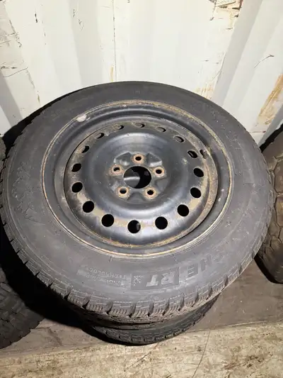 Tires from a Hyundai Venue, Two tires are 6/32 and the other two are 7/32. No patches or plugs Manuf...