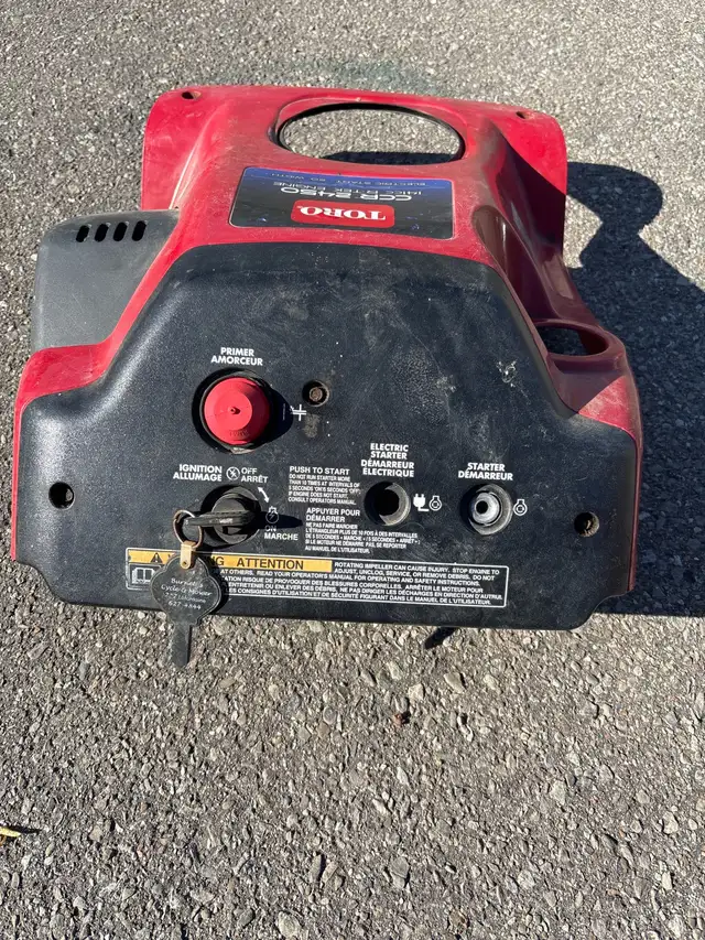 Parts .Toro CCR 2450 snow blower in Snowblowers in Mississauga / Peel Region - Image 3