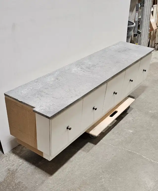 Window Seat/Mudroom63848996611713123