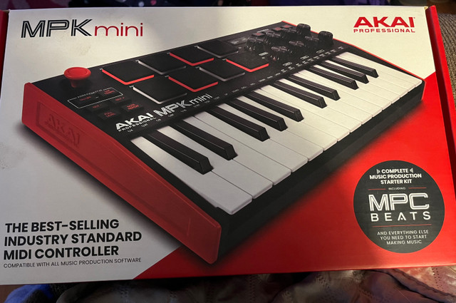 Akai professional MPK Mini- Contrôleur de clavier MIDI USB dans Autre  à Longueuil/Rive Sud