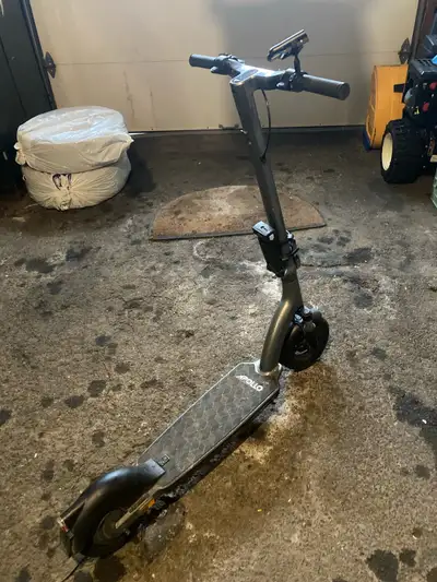 Apollo Air scooter: used but fully functional. • Battery holds charge • Motor runs smooth • Cosmetic...