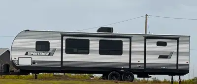 Bought new in 2022 and well maintained. Only hauled from the dealer to our property. Large trailer w...