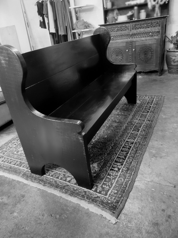 Vintage style wood bench in Arts & Collectibles in Oshawa / Durham Region - Image 2