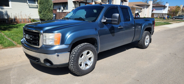 2007 GMC Sierra in Cars & Trucks in Red Deer - Image 3