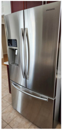 Samsung stainless refrigerator mint condition delivery available