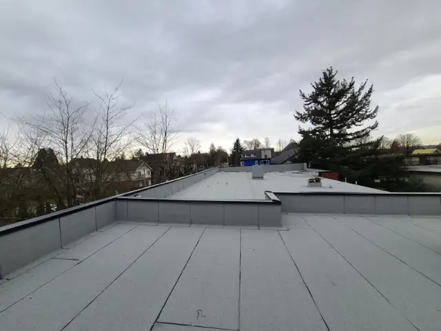 ROOfer 41 YEARS OF EXPERIENCE 514-378-ROOF (8648) ROOFER, ROOFING62864356529155121