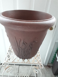 Heavy plastic planters size 13inches by 14inches 