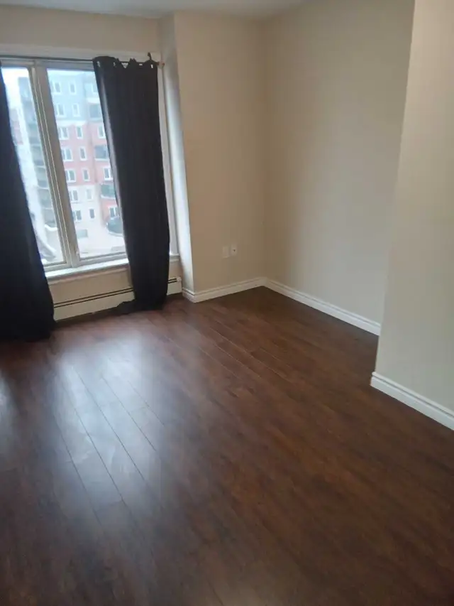 Room for rent with private bathroom  in Long Term Rentals in City of Halifax - Image 3