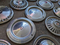 Vintage Hubcaps for Chevrolet, Ford, Dodge and Cadillac