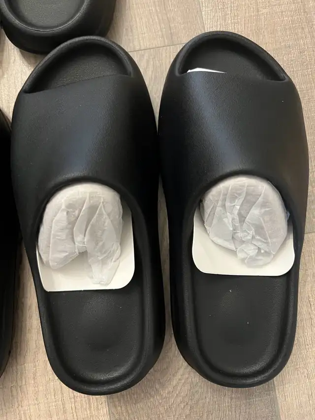 Brand New YEEZY Slides For Sale! in Men's Shoes in Markham / York Region - Image 5