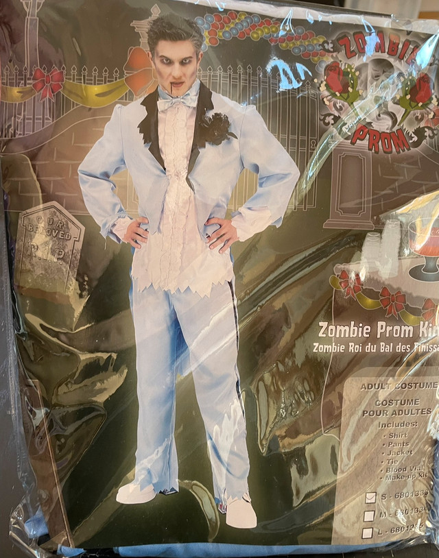 Halloween Zombie Prom King in Costumes in Markham / York Region