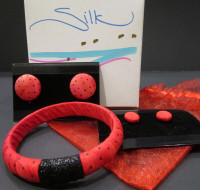NEW,  BOXED CANADIAN HAND PAINTED SILK BANGLE & 2 PAIRS EARRINGS