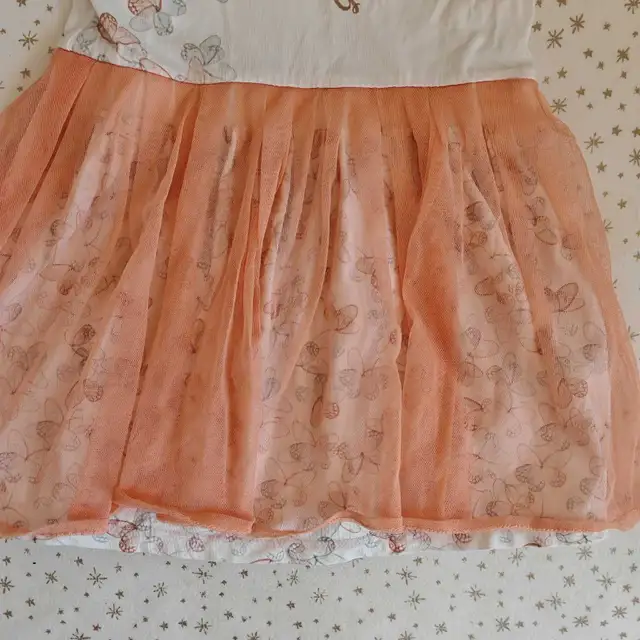 Guess little girl  Dress 4t in Kids & Youth in City of Toronto - Image 3